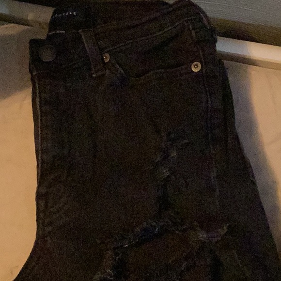 Aeropostale distressed black Mom Jeans - Picture 2 of 6